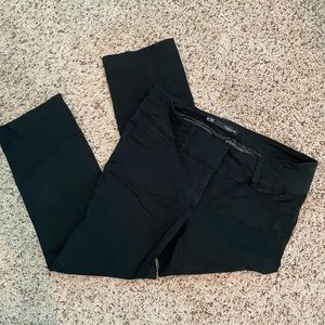Maurice’s “I am smart” stretchy skinny capri pant